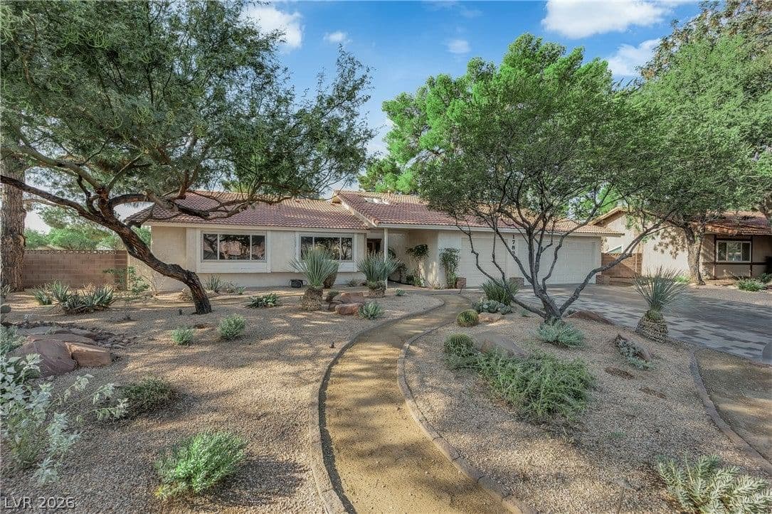 1783 Pandora Drive photo 2