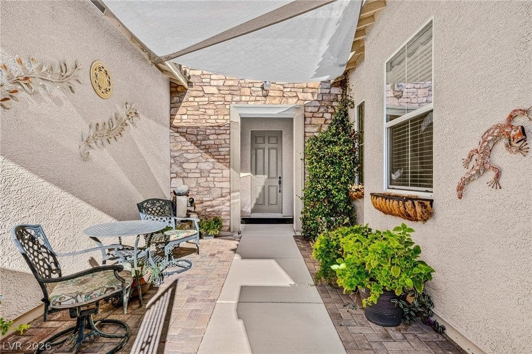 4745 Santa Fiora Street photo 4