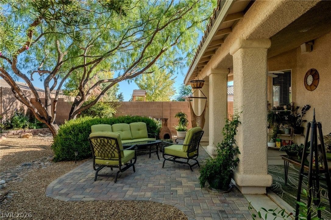 4745 Santa Fiora Street photo 2