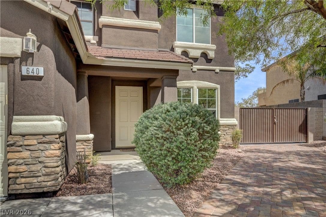 640 Blue Crystal Creek Road photo 4