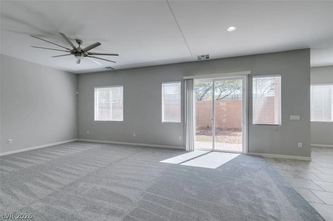 8575 Old Daylily Lane photo 5