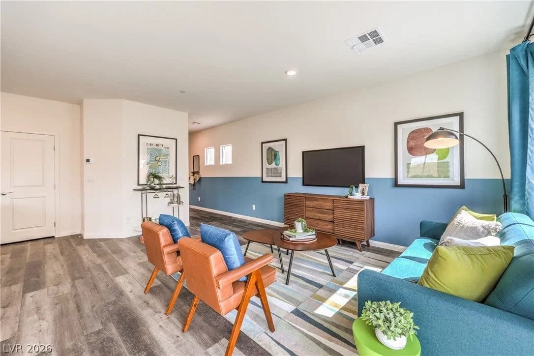 1206 Sun Parakeet Drive photo 4