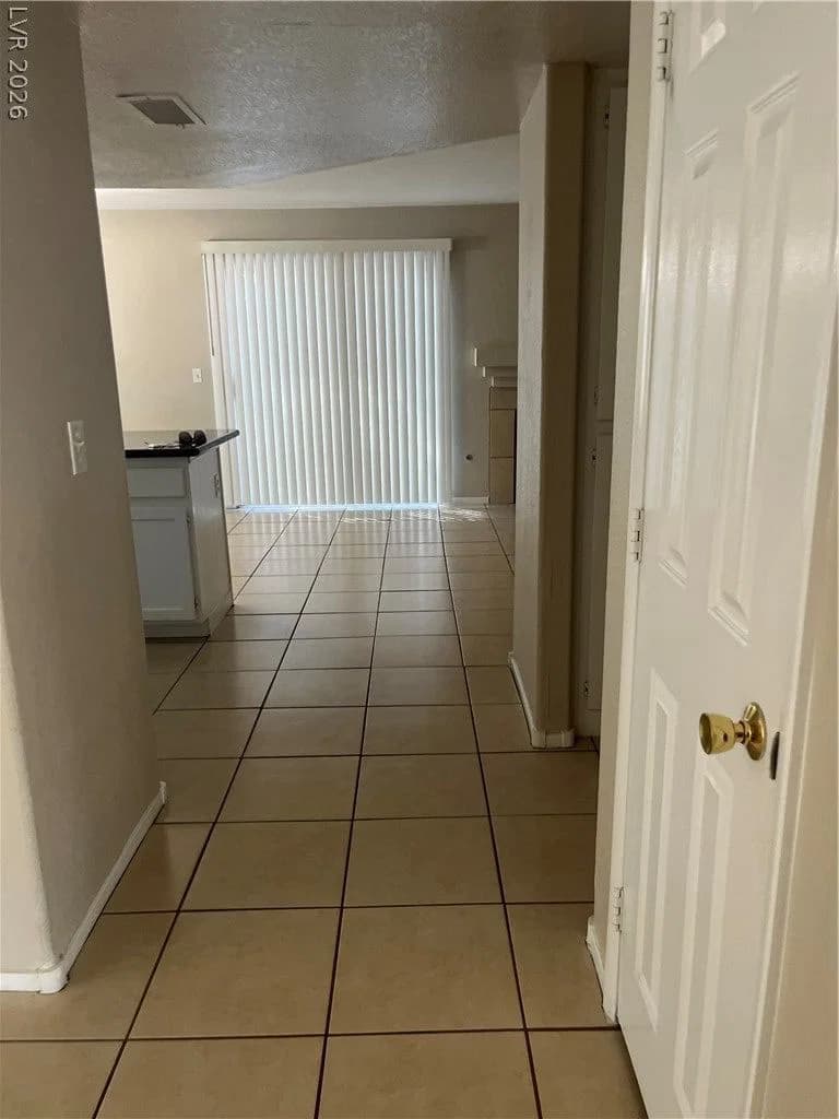 2205 STORKSPUR WAY WAY photo 2