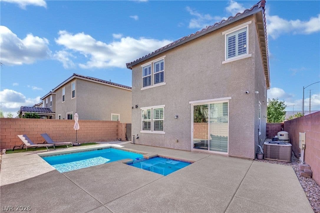 5704 Mia Skye Street photo 2