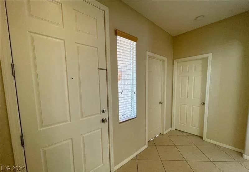 3288 Umbria Gardens Avenue photo 2