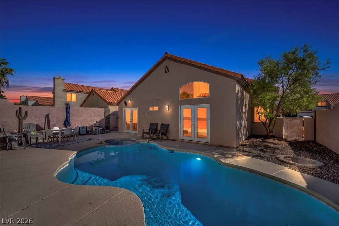 2745 Brienza Way photo 4