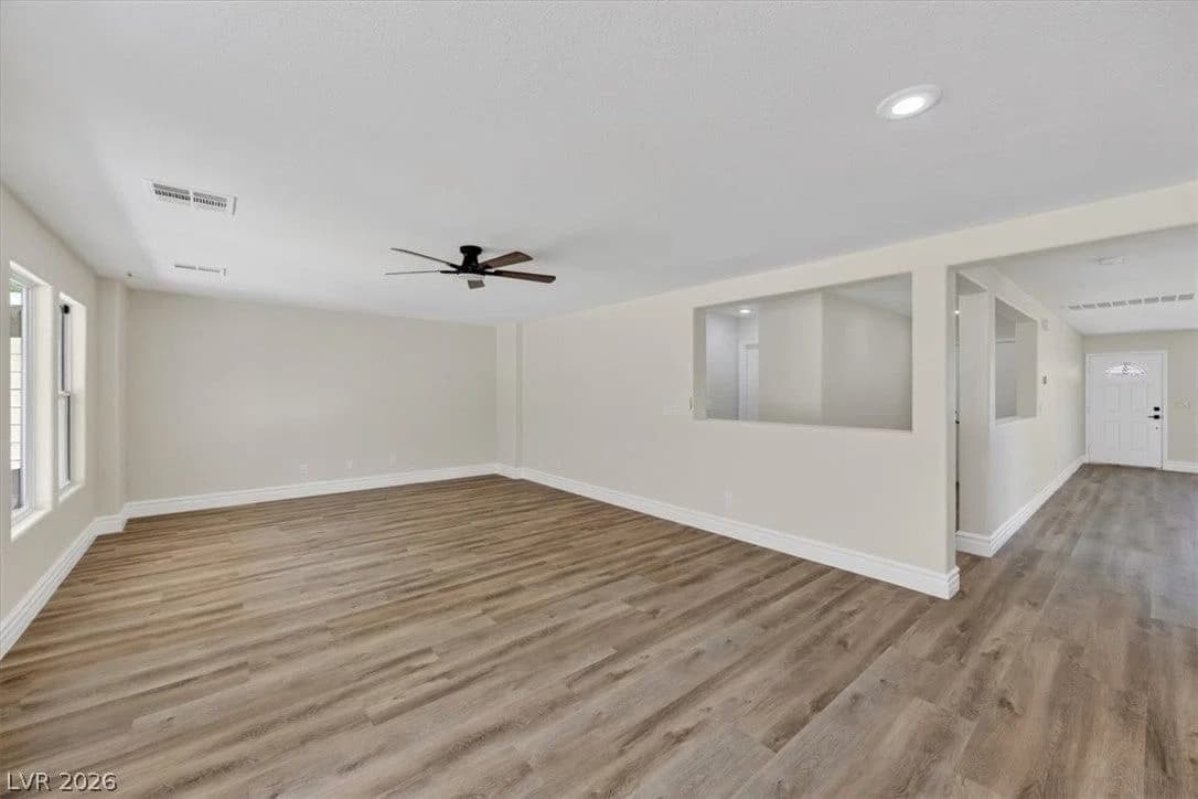 211 Calvino Avenue photo 5