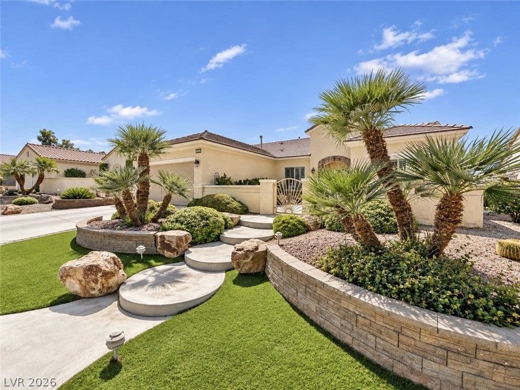 2393 AZTEC RUIN Way photo 2