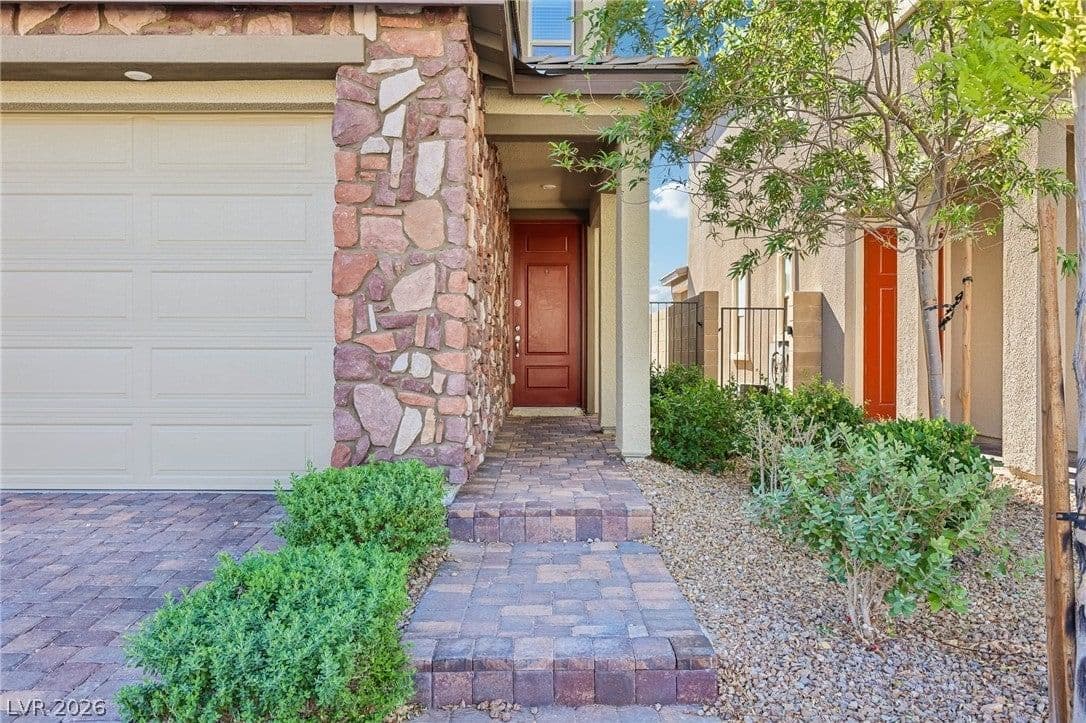 384 Wind Poppy Street photo 5