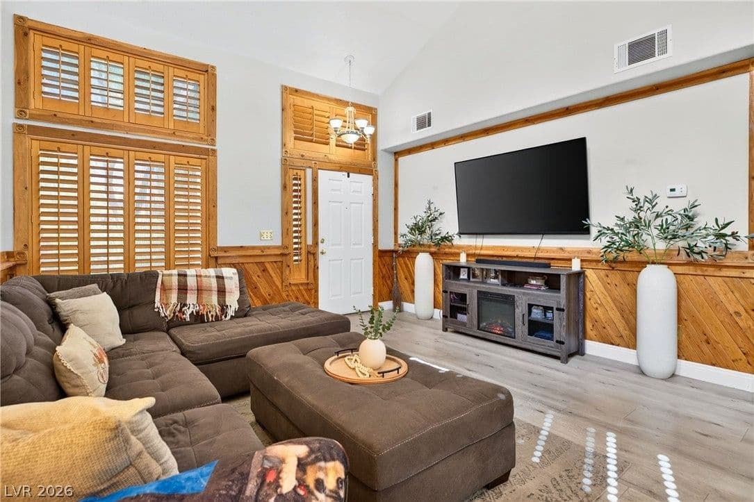 6228 Autumn Creek Drive photo 4