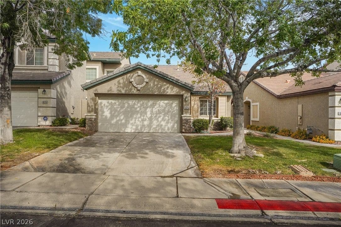 10216 Juniper Creek Lane photo 2