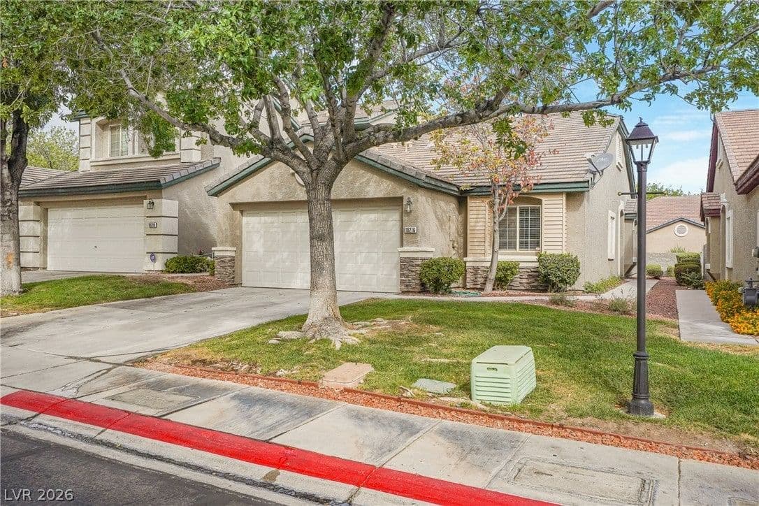10216 Juniper Creek Lane photo 3
