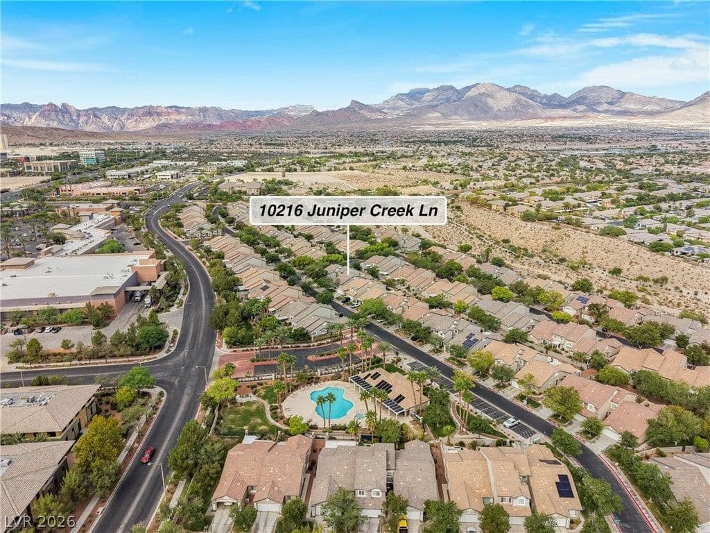 10216 Juniper Creek Lane photo 4