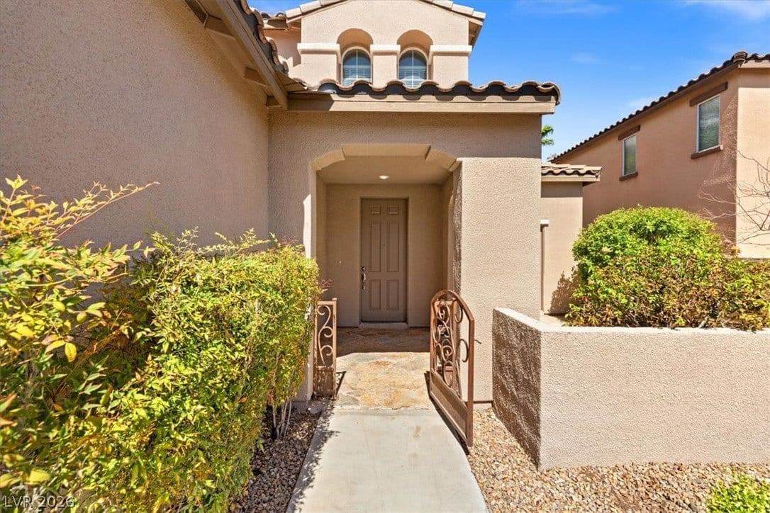 12204 Capilla Real Avenue photo 3