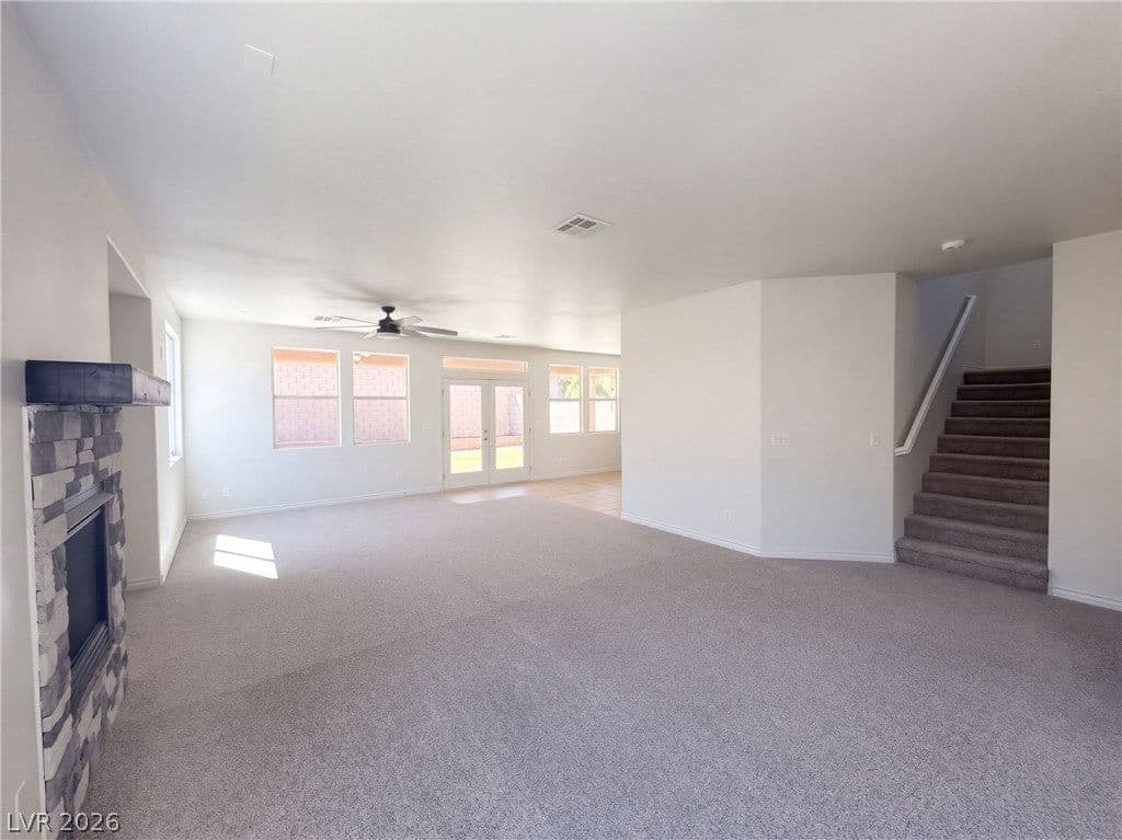 2843 Dunnottar Avenue photo 3