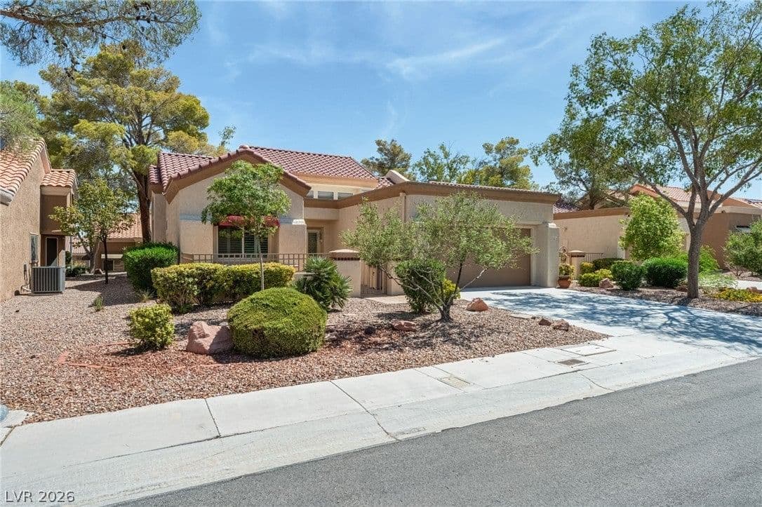 2520 Palmridge Drive photo 3
