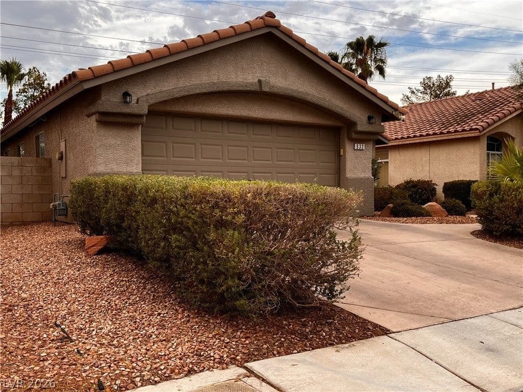 932 Rainbow Rock Street photo 3