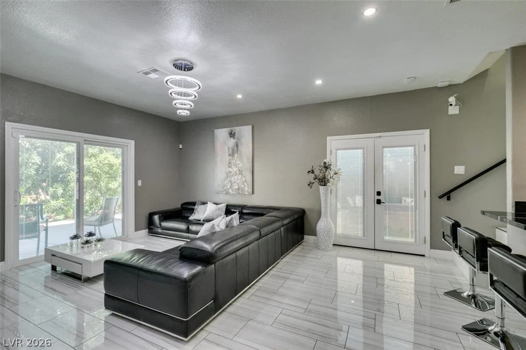 1412 Bow Creek Court photo 3