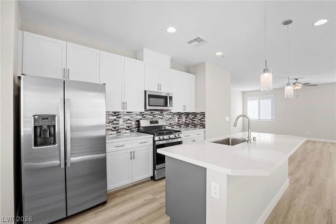 8629 Ensworth Street photo 3