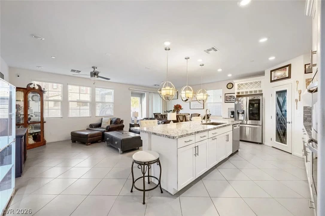 2274 Teatro Avenue photo 4