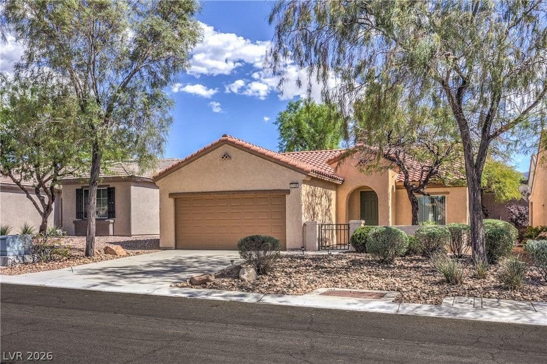 2126 Oliver Springs Street photo 2