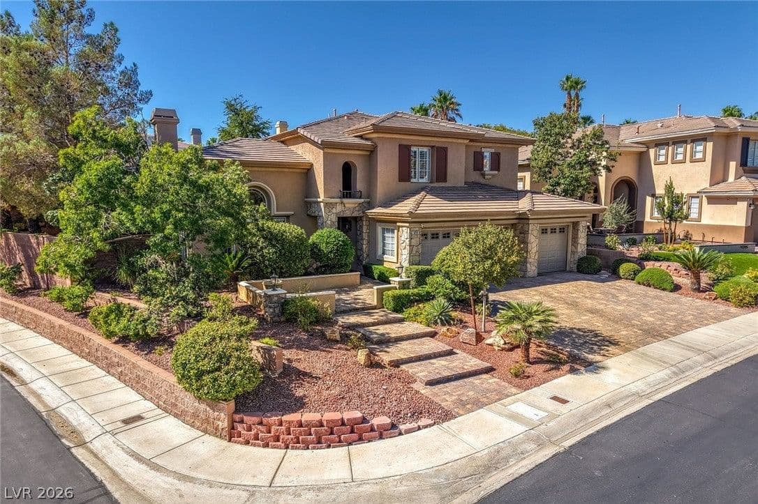 10201 Owls Peak Court photo 2