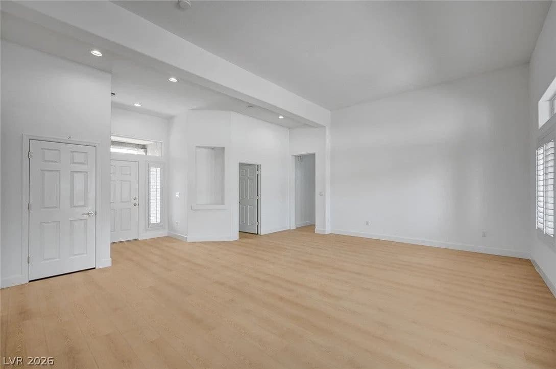 2721 Faiss Drive photo 4