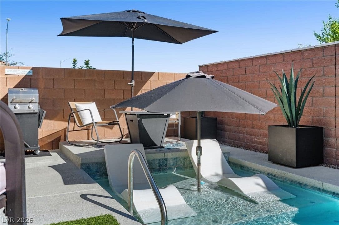 8327 Carmentis Avenue photo 3