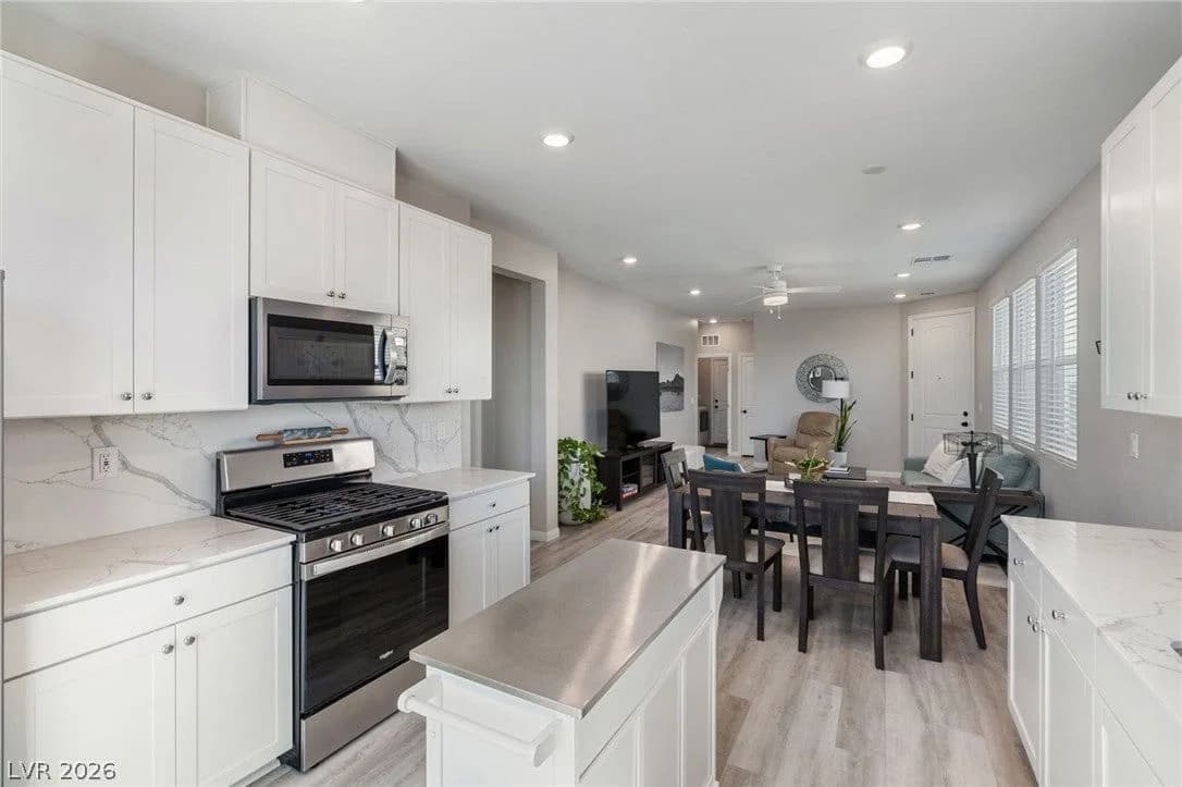 8327 Carmentis Avenue photo 4