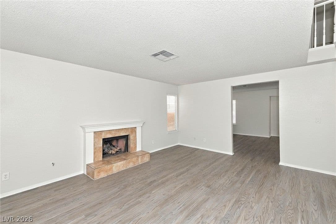 378 Tierra Street photo 5
