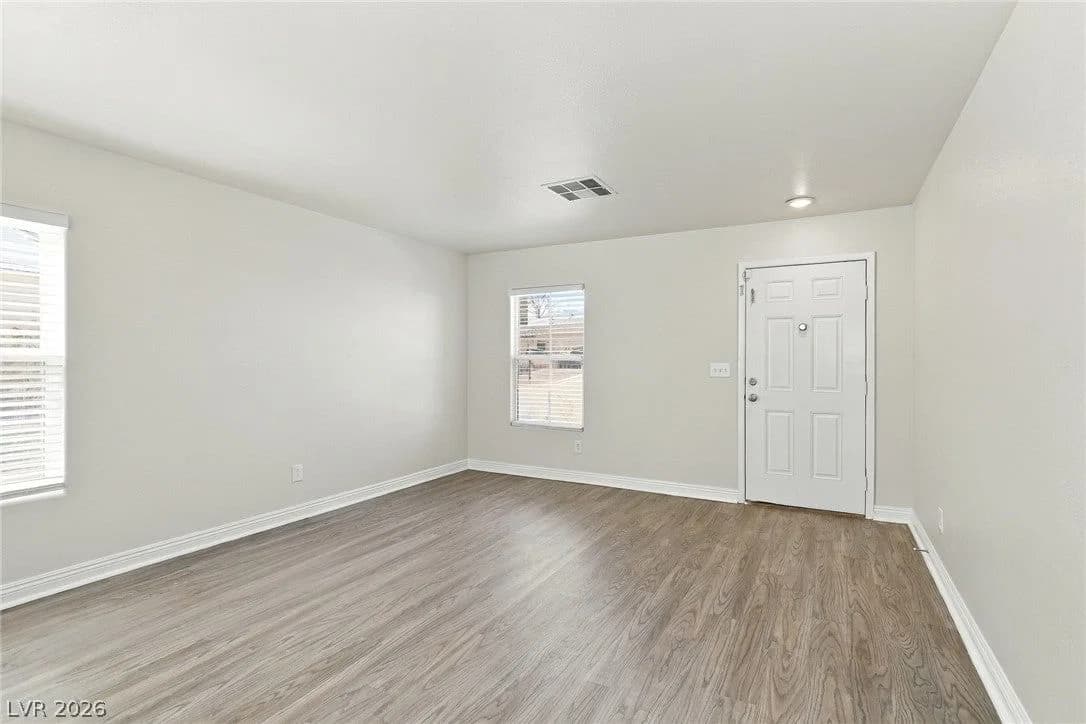 6185 Wild Lilac Court photo 5