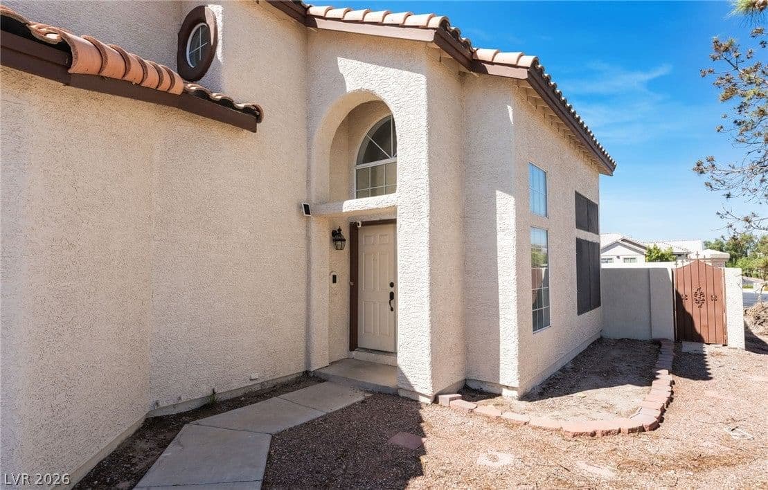 7540 Holloran Court photo 4