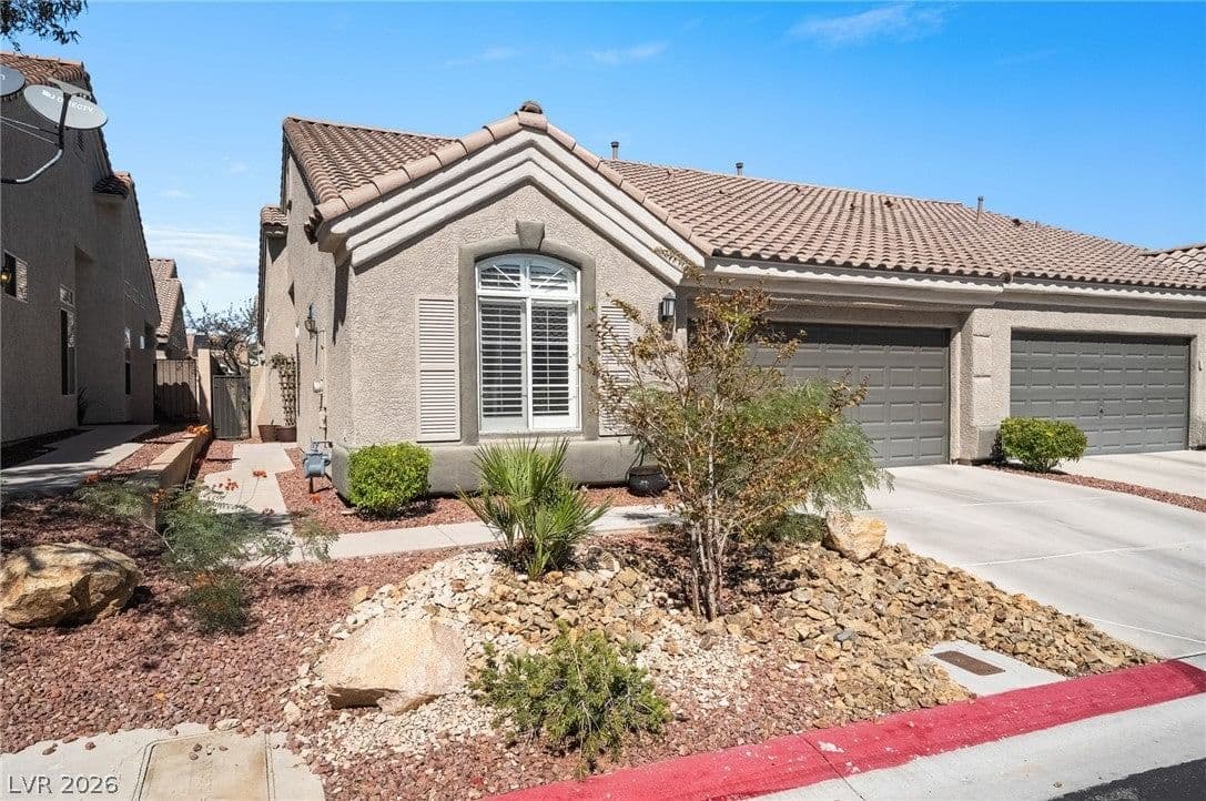 9784 Hickory Ridge Court photo 4