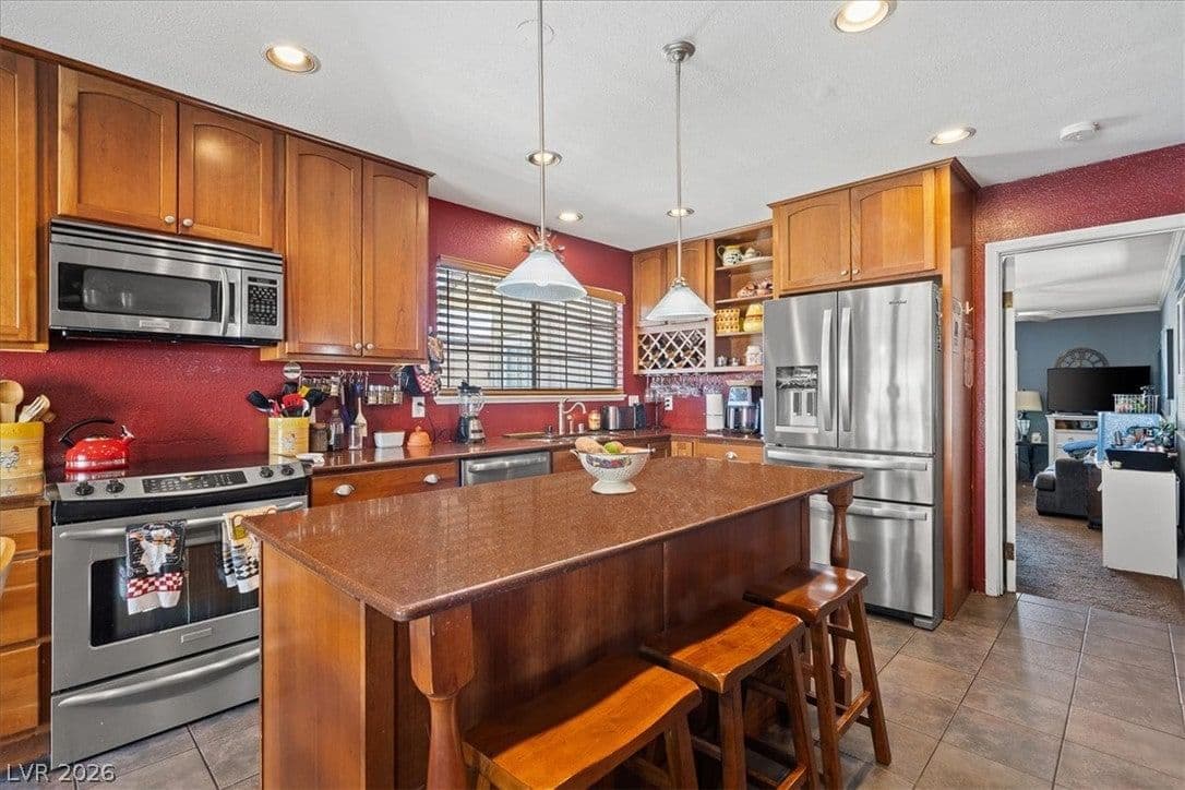 3684 Cherokee Avenue photo 5