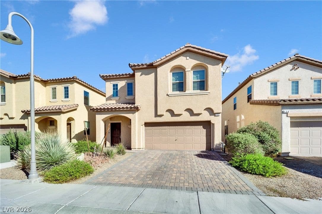 122 Forest Crossing Court photo 2