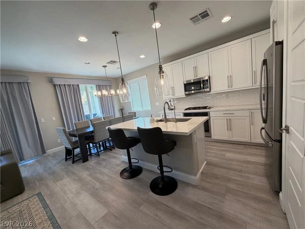 10147 Meranto Avenue photo 2