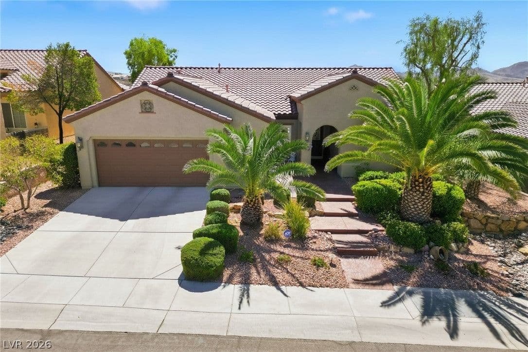 2791 Olivia Heights Avenue photo 2