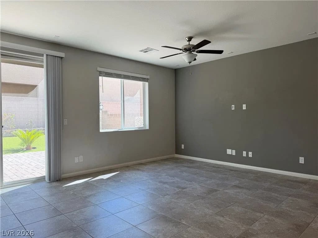 2656 Duneville Street photo 4