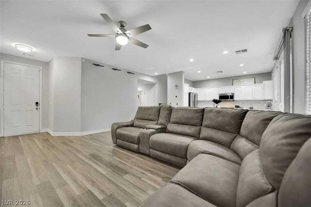 6940 Willow Warbler Street photo 5