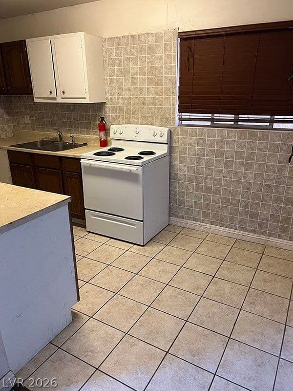 1801 Elm Avenue photo 5