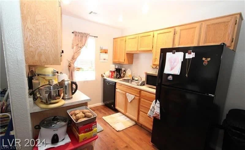 1101 Potro Avenue photo 5