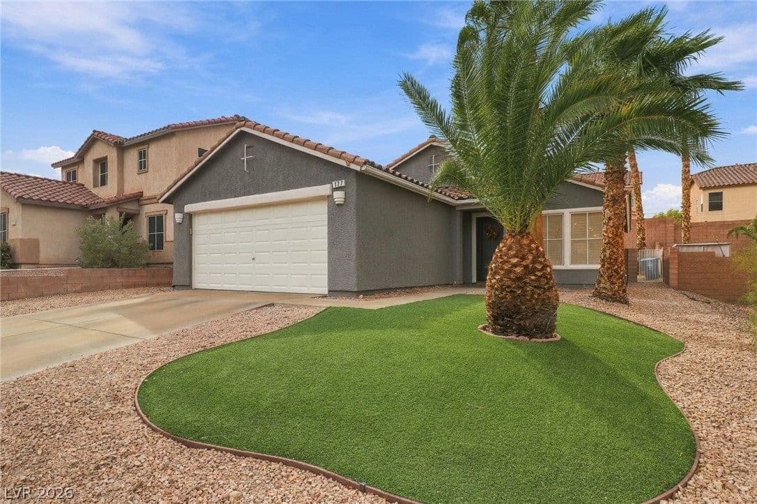 177 White Butte Street photo 3