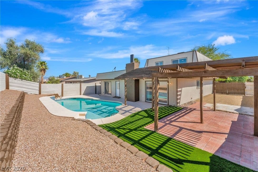 816 Antigua Street photo 2