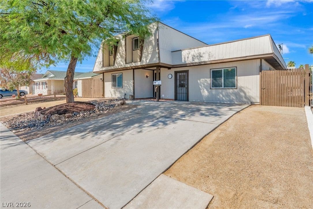 816 Antigua Street photo 5