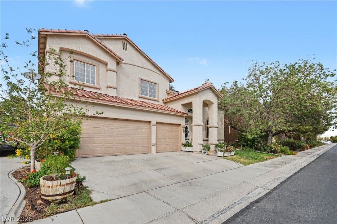4904 Sunbrite Avenue photo 3