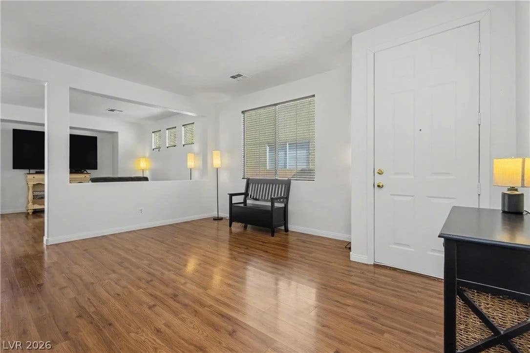 10556 Cedar Run Court photo 4