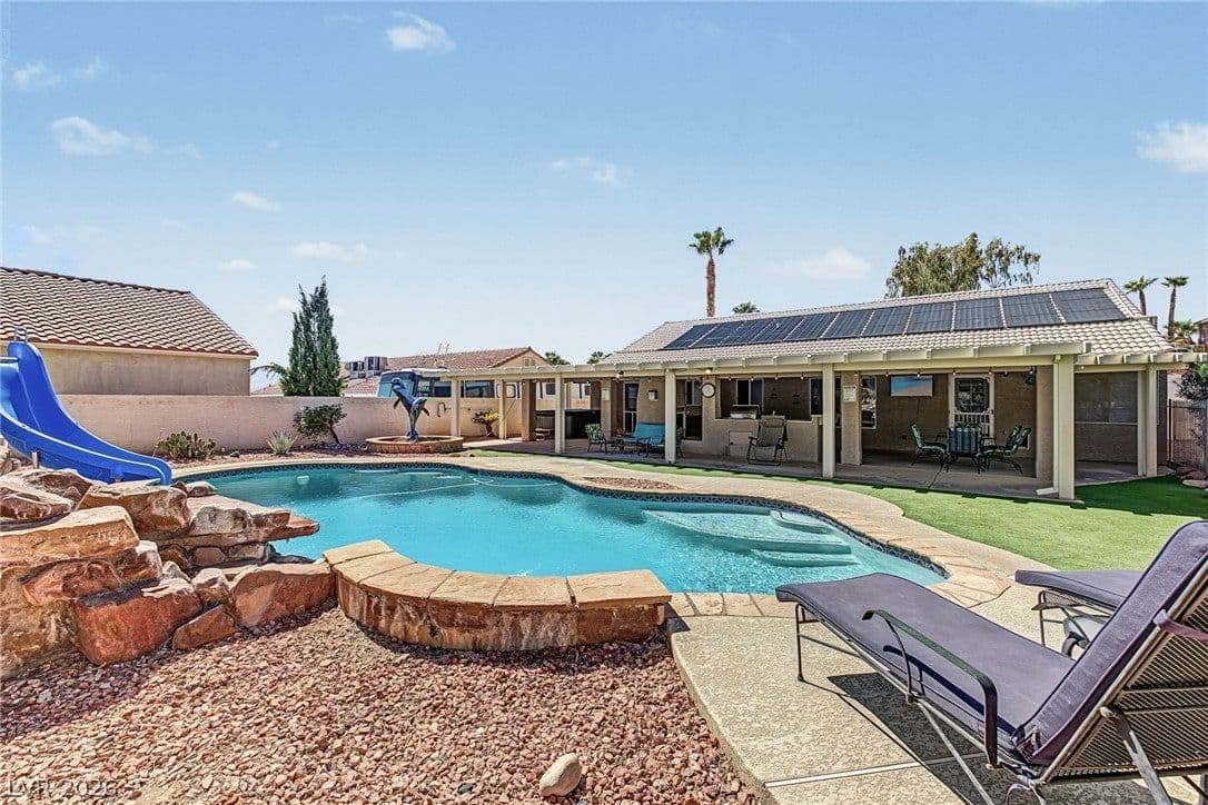 906 Chaparral Drive photo 4