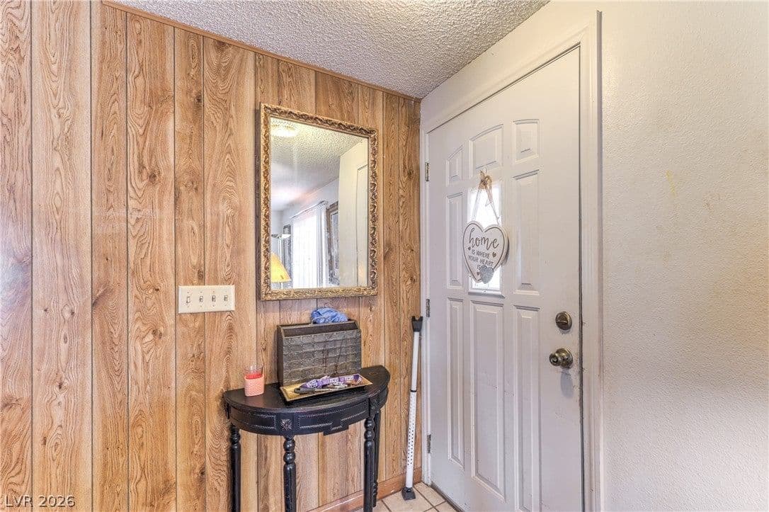 6728 Wenatchee Drive photo 3