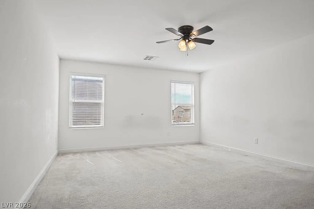 397 Stephen Clear Avenue photo 5