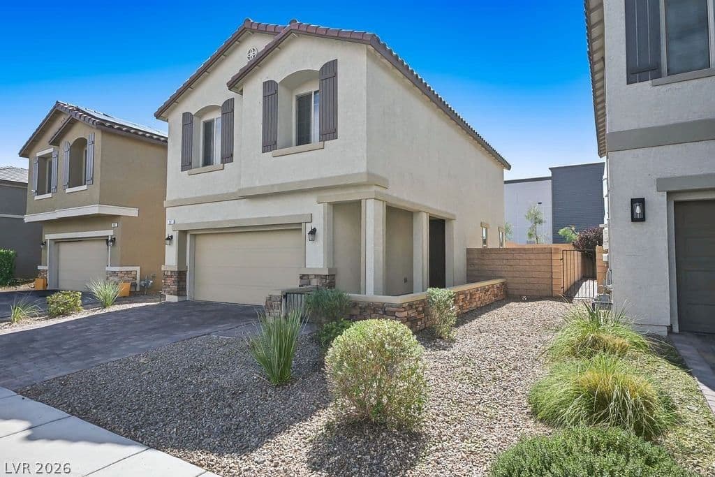 397 Stephen Clear Avenue photo 2